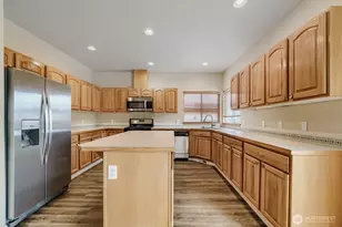 1104 Williams St NW, Orting, WA 98360 - Photo 9