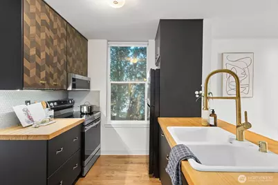 5000 Fauntleroy Way SW #202, Seattle, WA 98136 - Photo 13