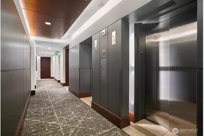 500 106th Avenue NE #2609, Bellevue, WA 98004 - Photo 5