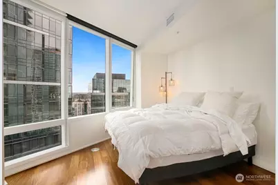 500 106th Avenue NE #2609, Bellevue, WA 98004 - Photo 13