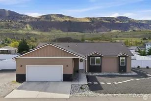 44 Jamey Ln, Malaga, WA 98828 - Photo 3