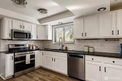 1162 Tulip Lane, Oak Harbor, WA 98277 - Photo 9