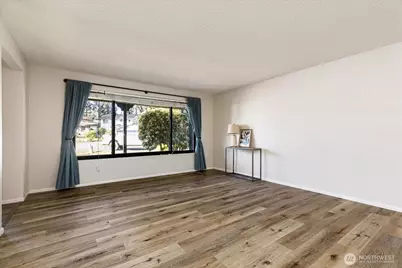 1162 Tulip Lane, Oak Harbor, WA 98277 - Photo 5