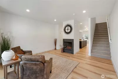 117 Orchard Avenue S #D, Eatonville, WA 98328 - Photo 9