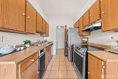 7305 N Skyview Place #G-303, Tacoma, WA 98406 - Photo 5