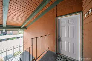 7305 N Skyview Pl, Tacoma, WA 98406 - Photo 7