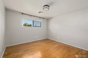 1805 37th St, Anacortes, WA 98221 - Photo 23