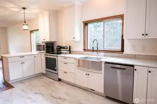 10802 Eatonville Hwy E, Eatonville, WA 98328 - Photo 11