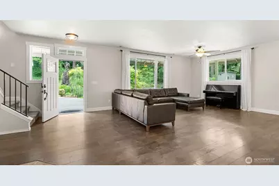 17718 Mulqueen Road SE, Rainier, WA 98576 - Photo 5