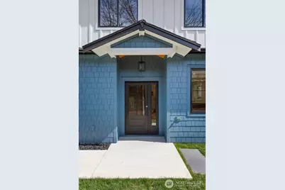 9434 Olson Place SW, Seattle, WA 98106 - Photo 3