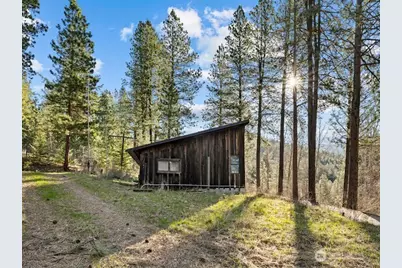 3081 Liberty Road, Cle Elum, WA 98922 - Photo 3