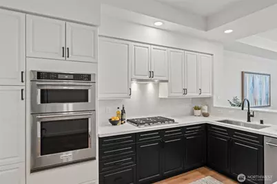 10015 NE 4th Street #3002, Bellevue, WA 98004 - Photo 9