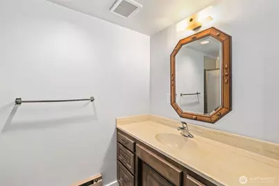 1011 E Smith Street, Kent, WA 98030 - Photo 23