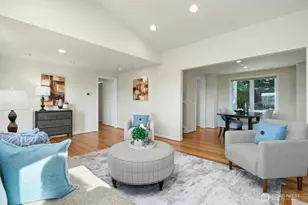 5720 59th Ave NE, Seattle, WA 98105 - Photo 5