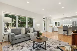 5720 59th Ave NE, Seattle, WA 98105 - Photo 11