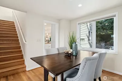 5720 59th Avenue NE, Seattle, WA 98105 - Photo 7