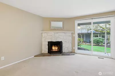 11901 93rd Avenue NE #B-108, Kirkland, WA 98034 - Photo 19