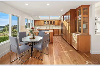 5425 156th Avenue SE, Bellevue, WA 98006 - Photo 13