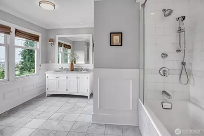 371 Prospect Street, Seattle, WA 98109 - Photo 27