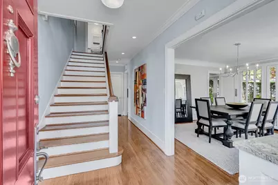 371 Prospect Street, Seattle, WA 98109 - Photo 7