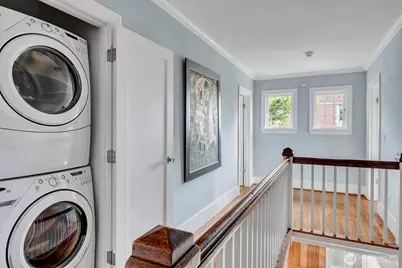 371 Prospect Street, Seattle, WA 98109 - Photo 19