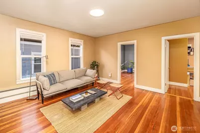 2315 E Spring Street, Seattle, WA 98122 - Photo 9