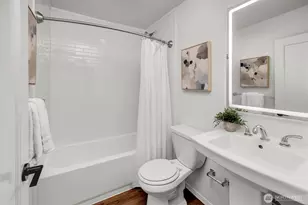 3216 NE 117th St, Seattle, WA 98125 - Photo 11