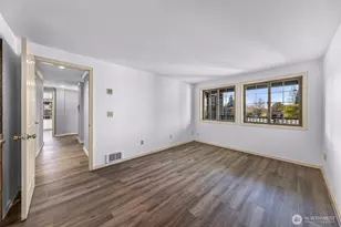 1111 10th Ave E, Seattle, WA 98102 - Photo 19