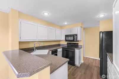 1111 10th Avenue E #33, Seattle, WA 98102 - Photo 13