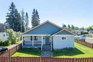 928 W Cherry St, Centralia, WA 98531 - Photo 1