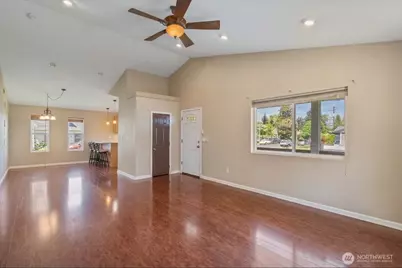 928 W Cherry Street, Centralia, WA 98531 - Photo 7
