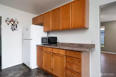210 Gibson Street, Sedro Woolley, WA 98284 - Photo 9