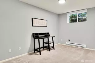 7020 Holly Park Dr S, Seattle, WA 98118 - Photo 11