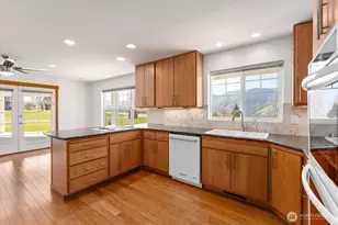 1190 Summit Blvd, Manson, WA 98831 - Photo 11
