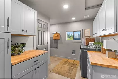 9701 Woodworth Avenue, Gig Harbor, WA 98332 - Photo 23