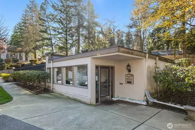 10419 NE 32nd Place #E204, Bellevue, WA 98004 - Photo 23