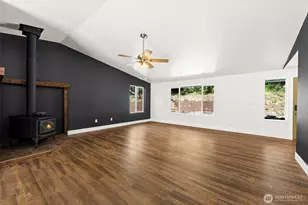 23430 Fisk Rd E, Orting, WA 98360 - Photo 11