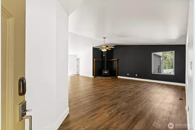 23430 Fisk Road E, Orting, WA 98360 - Photo 5