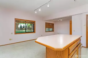 3625 Magnolia Blvd W, Seattle, WA 98199 - Photo 29