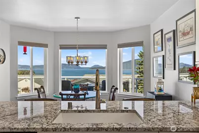 4301 Glasgow Way, Anacortes, WA 98221 - Photo 5