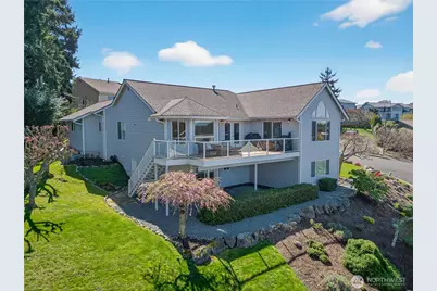 4301 Glasgow Way, Anacortes, WA 98221 - Photo 3