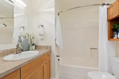 10025 NE 129th Place, Kirkland, WA 98034 - Photo 15