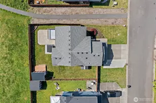 16634 Rainier View Dr SE, Yelm, WA 98597 - Photo 31