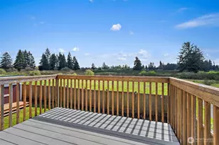 16634 Rainier View Dr SE, Yelm, WA 98597 - Photo 27