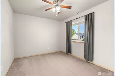 16634 Rainier View Drive SE, Yelm, WA 98597 - Photo 17