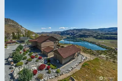 525 Columbia View Road, Chelan, WA 98816 - Photo 1