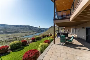 525 Columbia View Rd, Chelan, WA 98816 - Photo 27