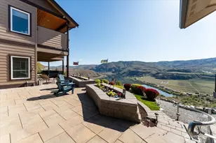 525 Columbia View Rd, Chelan, WA 98816 - Photo 29