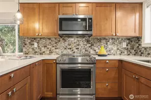 9165 45th Ave SW, Seattle, WA 98136 - Photo 15