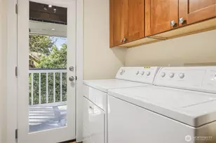 9165 45th Ave SW, Seattle, WA 98136 - Photo 23